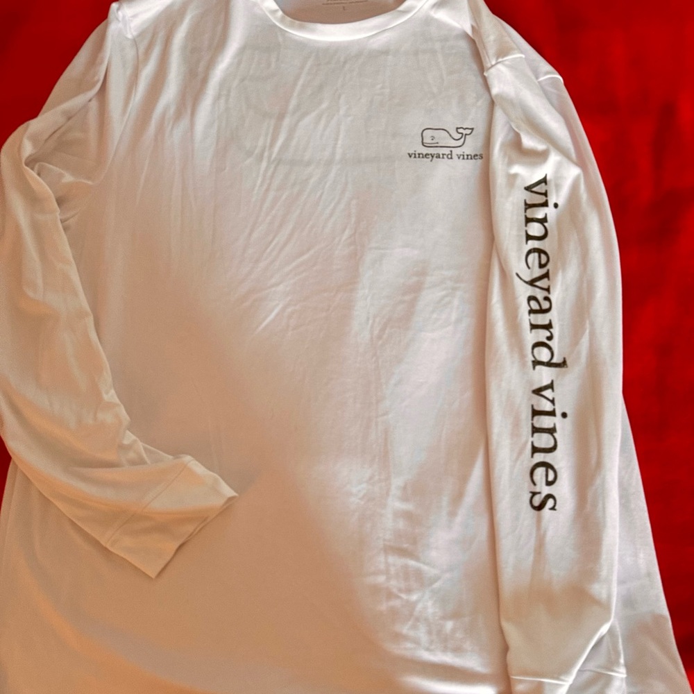 Men’s Vineyard Vines Performance Long-Sleeve T.